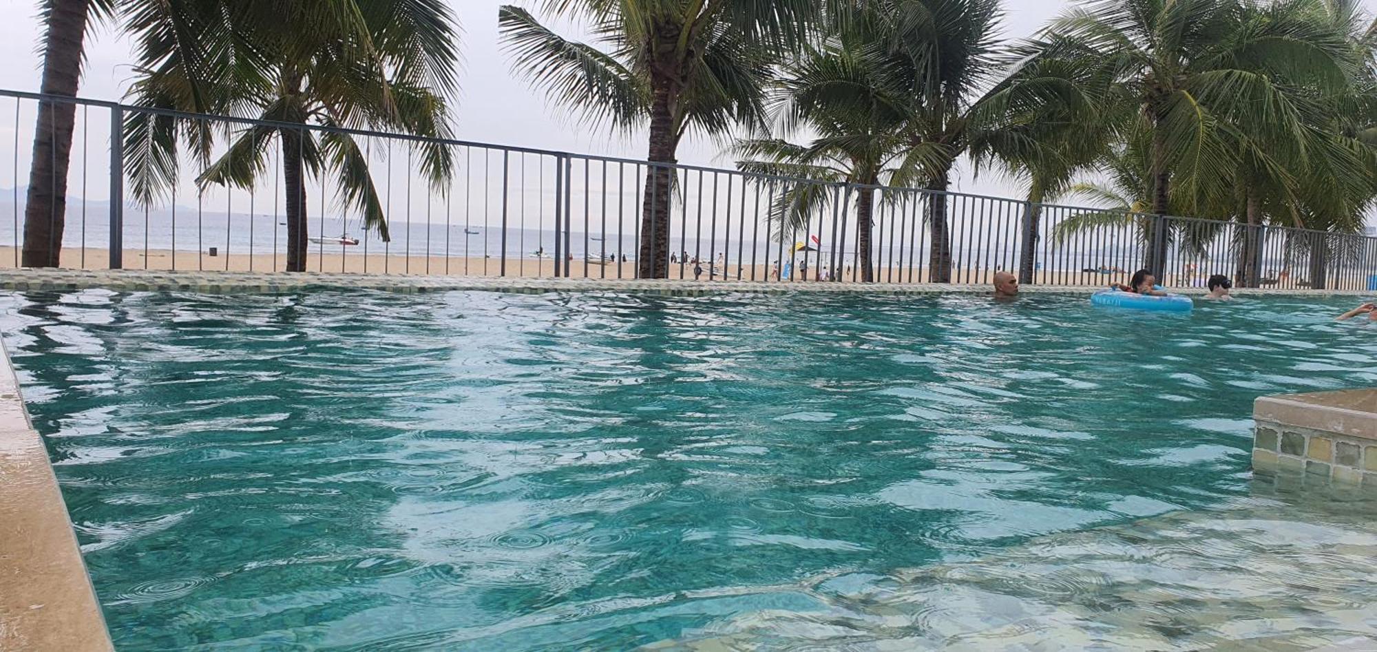 Large Room Inside Fusion Suites Da Nang Exterior foto
